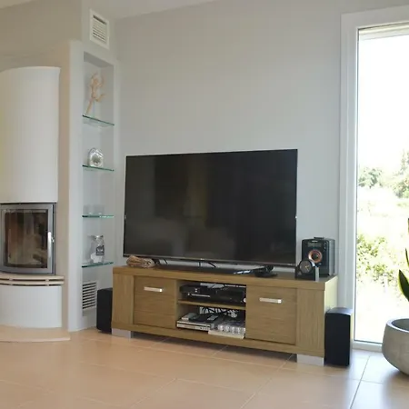 Vilă Kristi Loutra Elevtheron